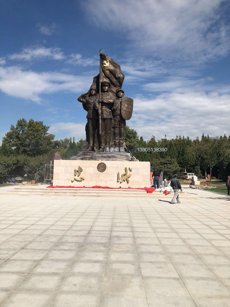 中國(guó)人民公安大學(xué)“忠誠(chéng)”雕塑